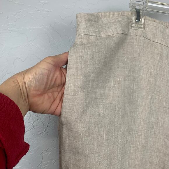 Chico's Linen Crop Wide Leg Pants Womens Size Large (2) Tan Elastic Button Hem - Picture 4 of 9
